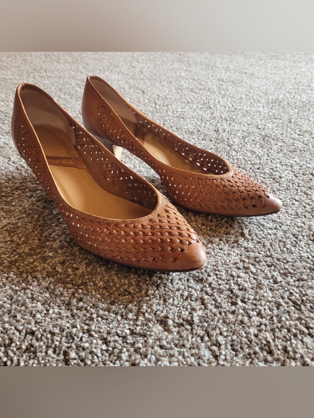 Vintage Woven Leather Pumps Brown Neutral sz 9.5 Kitten Heel Almond Toe Slip on